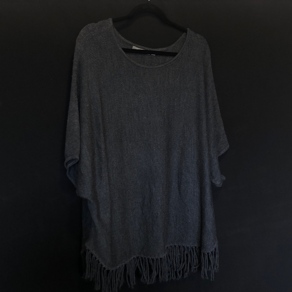 Charcoal short sleeve shirt
